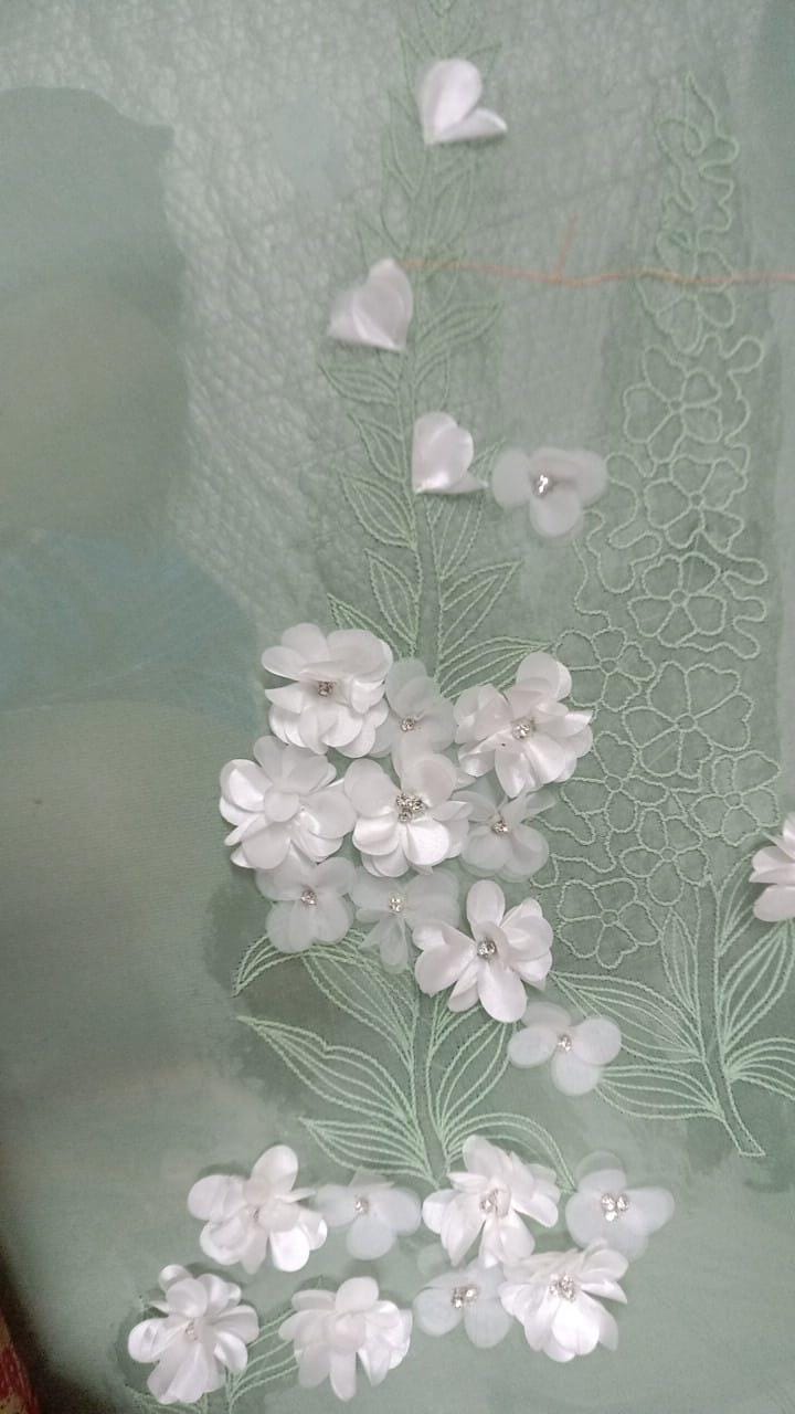 1 custom made gown embrodiery . Hand embrodiery hence some variances will occur
