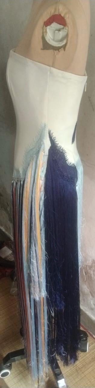 1 custom made gown embrodiery . Hand embrodiery hence some variances will occur