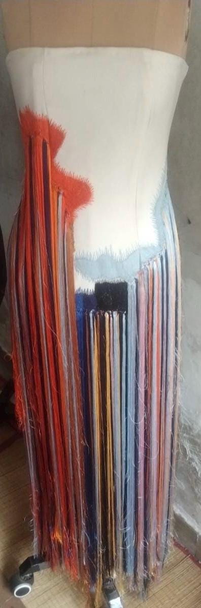 1 custom made gown embrodiery . Hand embrodiery hence some variances will occur