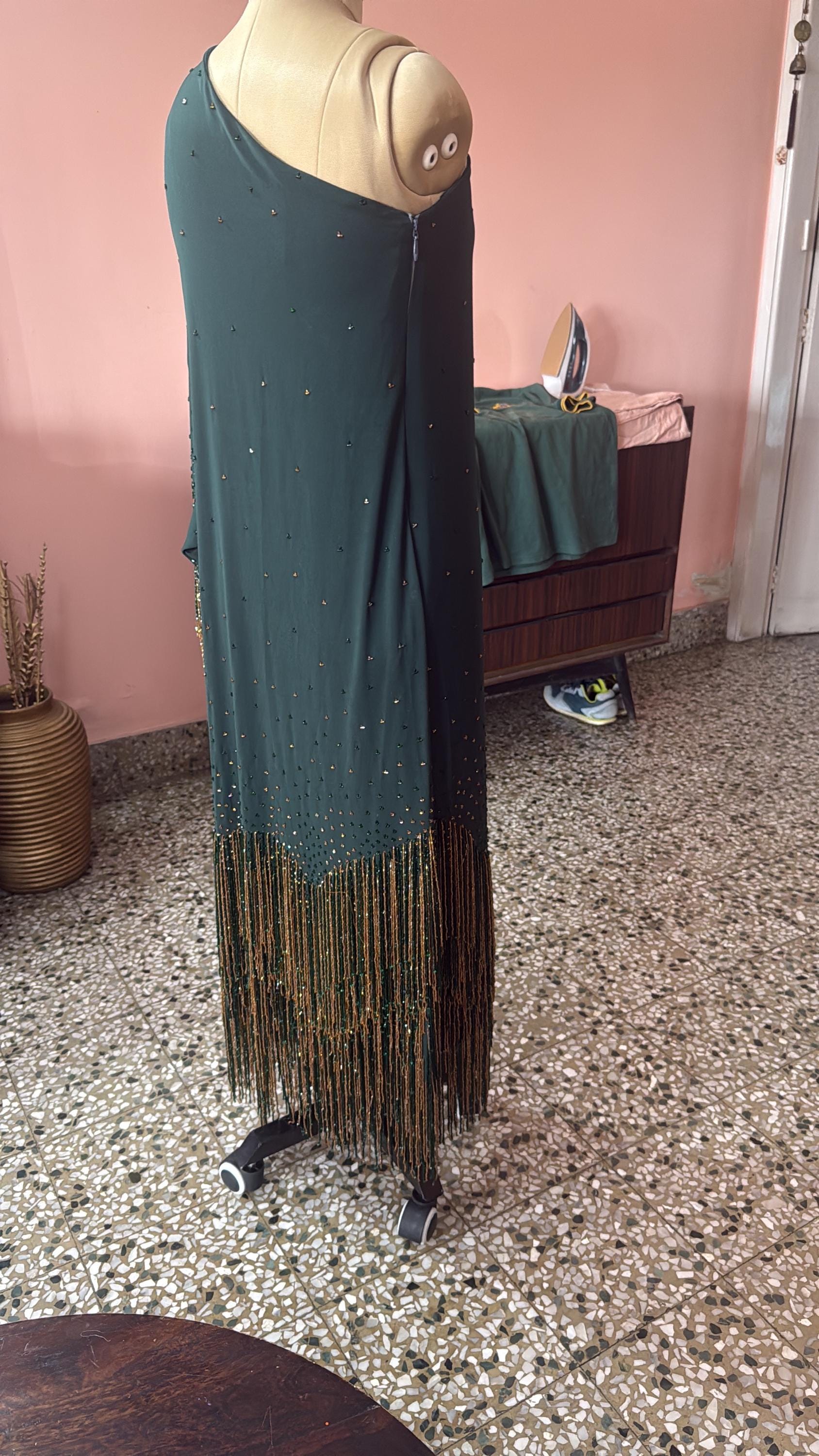 1 custom made gown embrodiery . Hand embrodiery hence some variances will occur