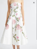 1 custom made gown PRINT/PAINT. Hand embrodiery hence some variances will occur
